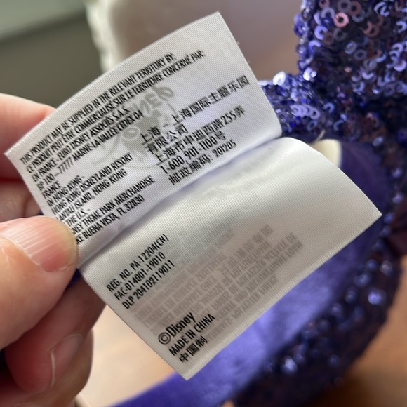 Disney Parks purple sequin Minnie mouse Ear band never worn - Picture 14 of 15